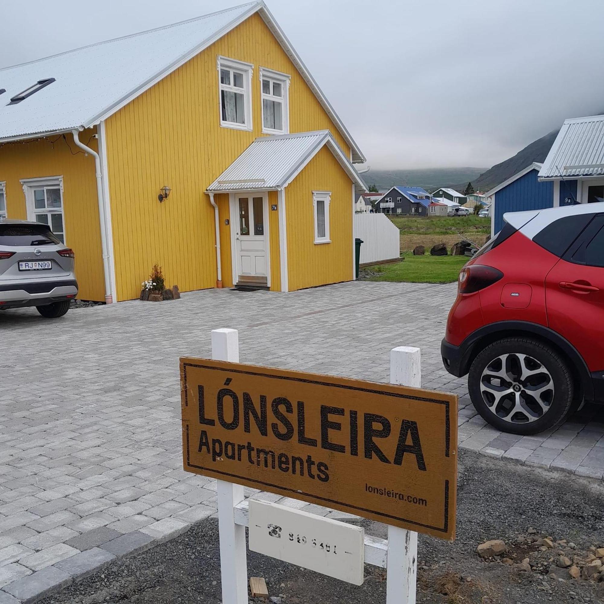 Lonsleira Apartments เซย์ริสเฟียรือร์ ภายนอก รูปภาพ
